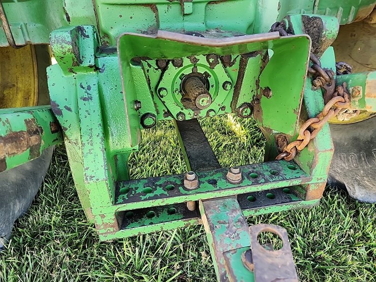1976-john-deere-8430-image-12