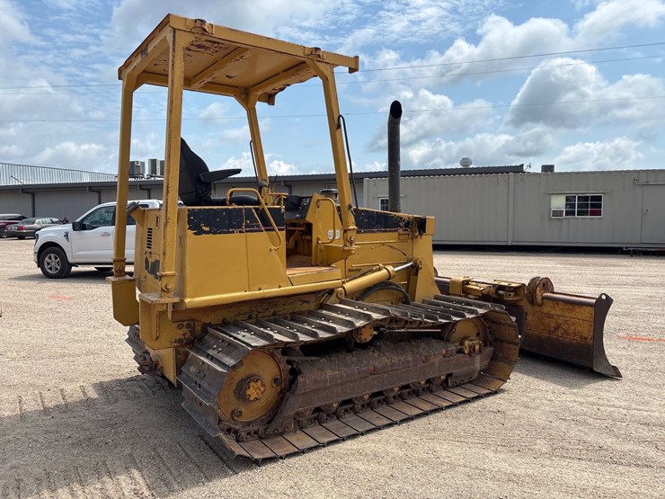 caterpillar-d3c-image-3