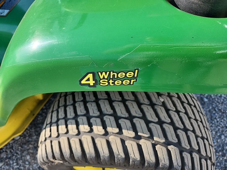john-deere-x304-image-6