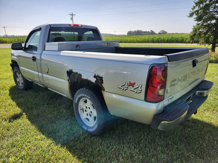 2005-chevrolet-1500-image-6