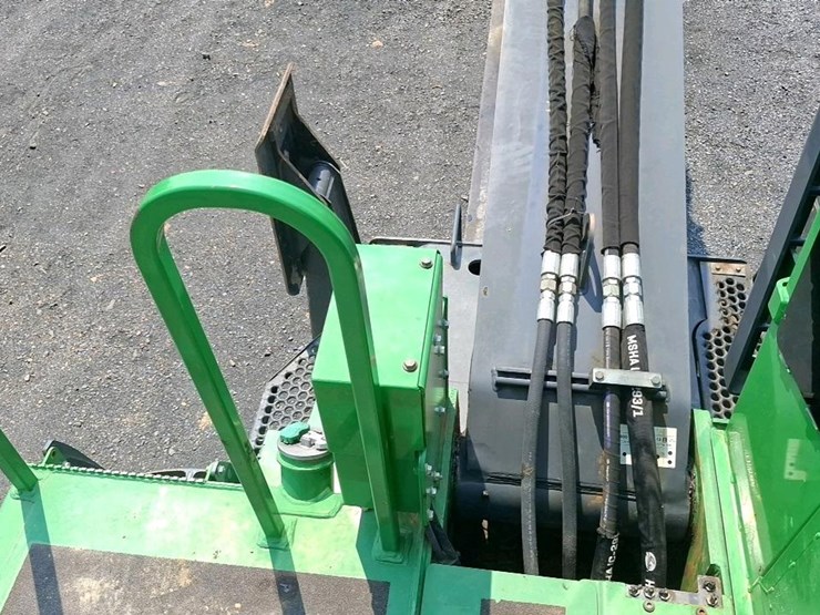 2019-deere-437e-image-17