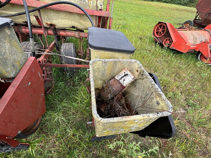 case-ih-400-image-24