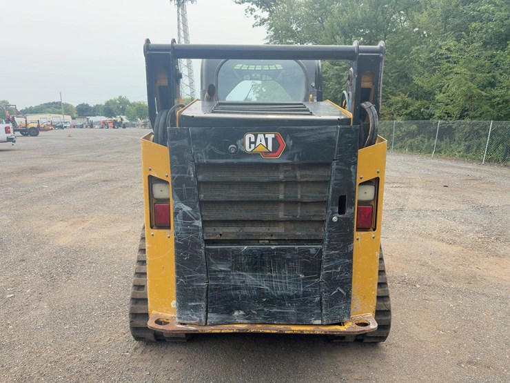 2020-caterpillar-259d3-image-4