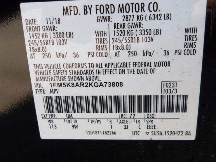 2019-ford-explorer-image-21