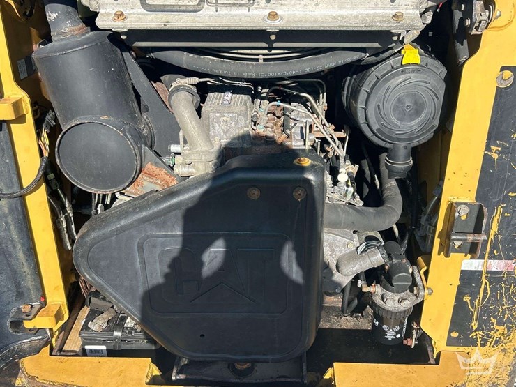 caterpillar-262b-image-7