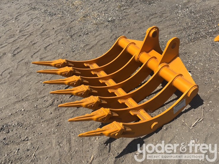 caterpillar-305-image-1
