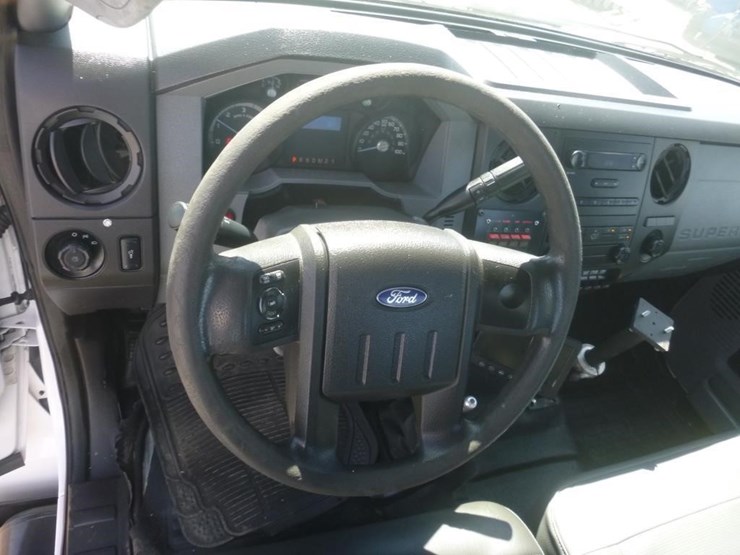 2016-ford-f650-image-22