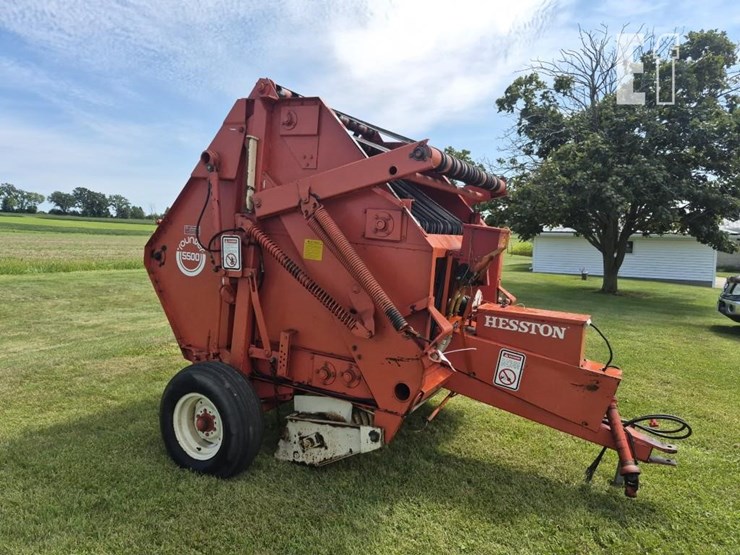 hesston-5500-image-8