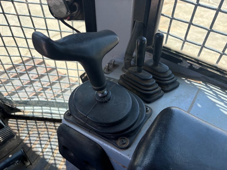 deere-650h-lgp-image-24
