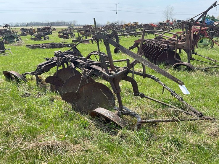 4’-pull-type-disk-plow-image-1