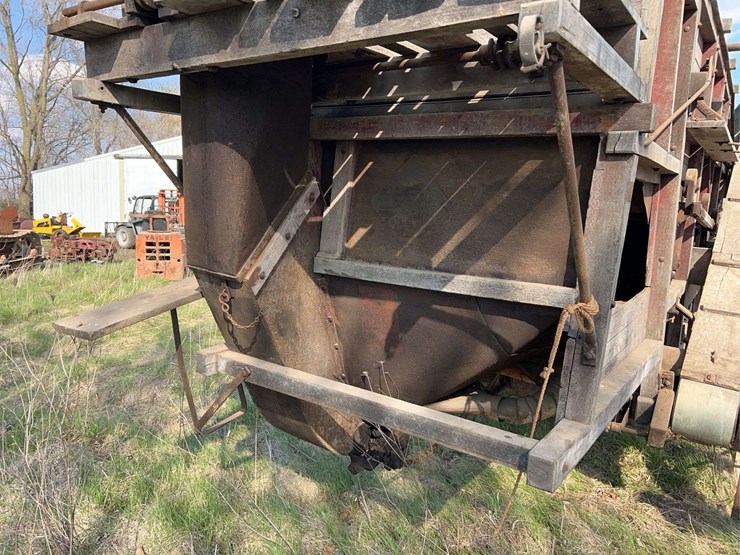 altman-taylor-threshing-machine-image-23