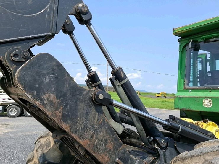 2007-deere-648g-iii-image-22