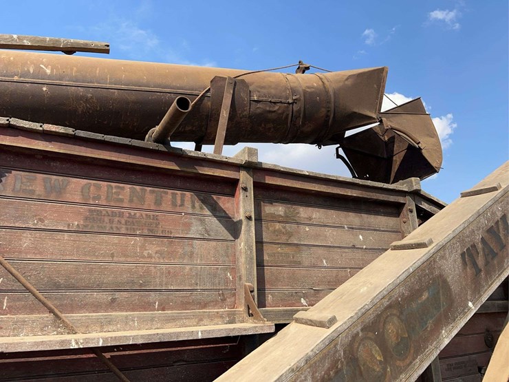 altman-taylor-threshing-machine-image-17