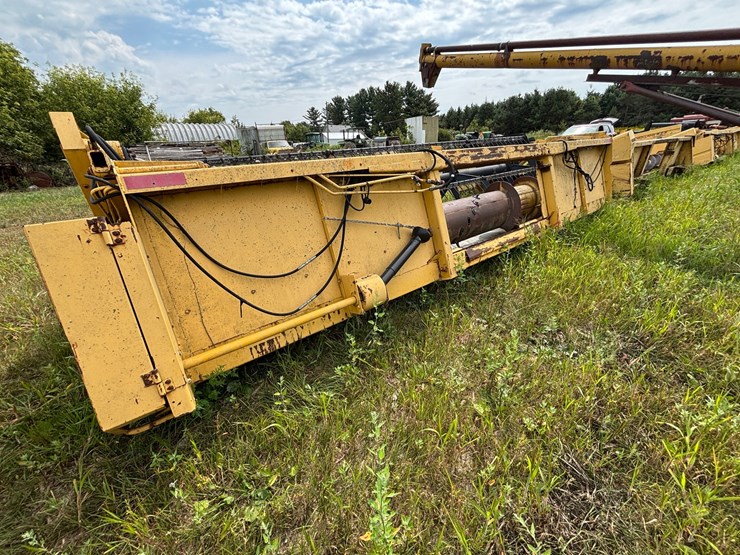 new-holland-973-image-13