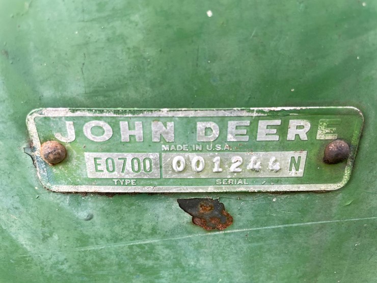john-deere-700-image-20