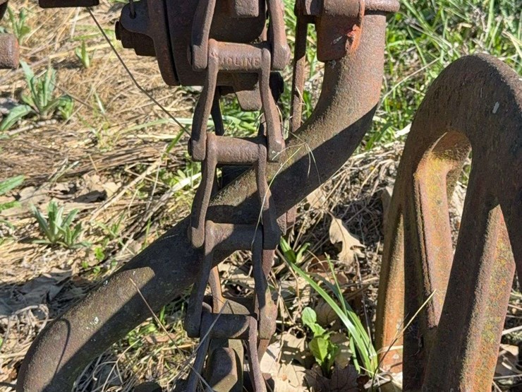 oliver-three-blade-pull-type-disk-plow-image-11