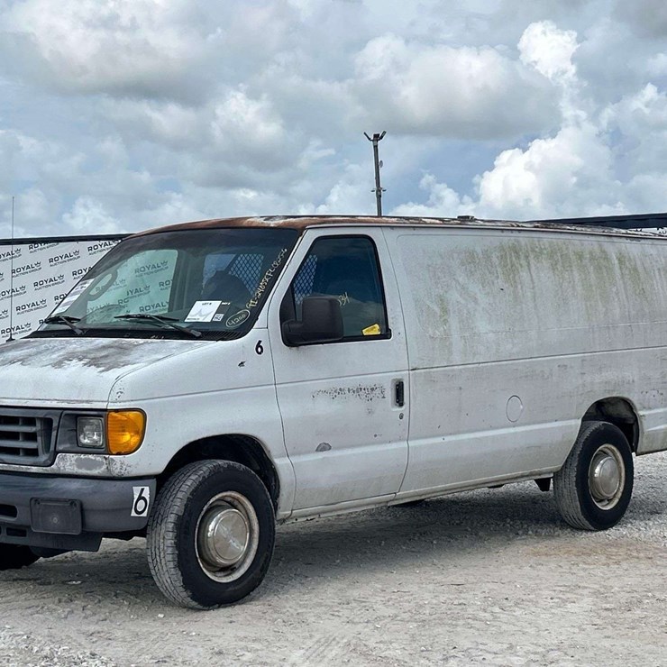 2006 FORD CARGO
