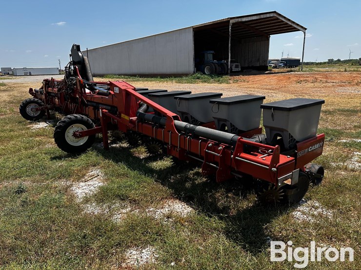 2011-case-ih-1230-image-1