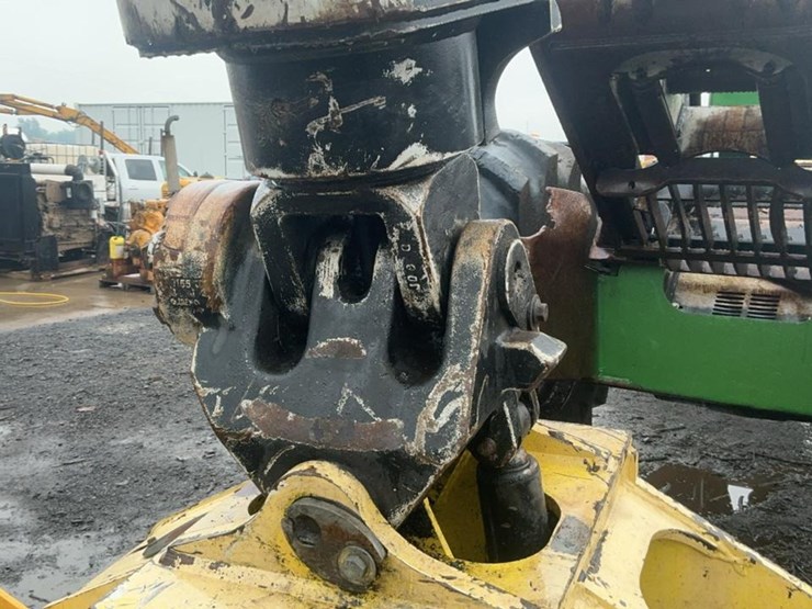 2014-deere-648h-image-61