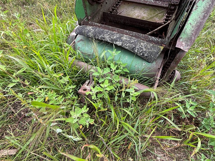 john-deere-300-image-20