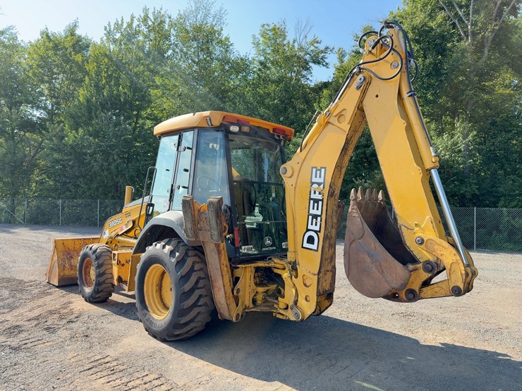 2005-deere-310sg-image-3
