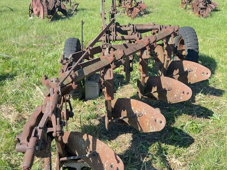 john-deere-16-image-4