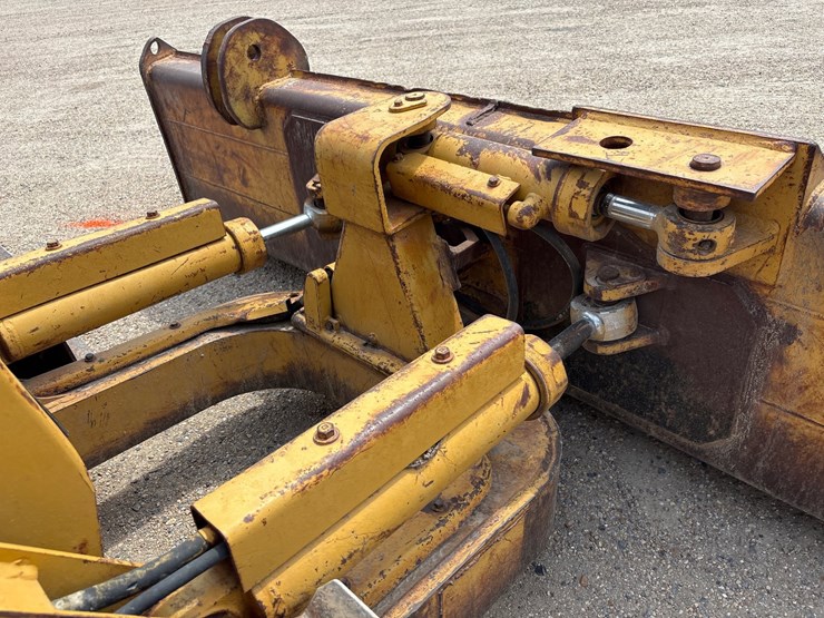 caterpillar-d3c-image-8
