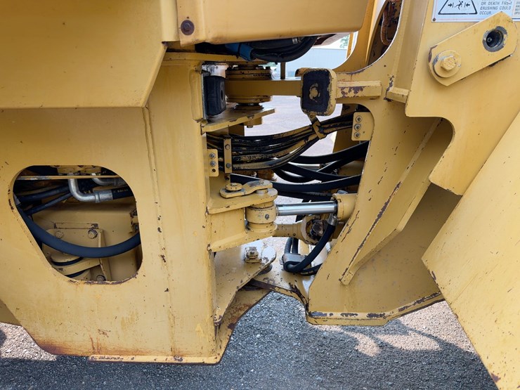 1997-caterpillar-938f-image-17