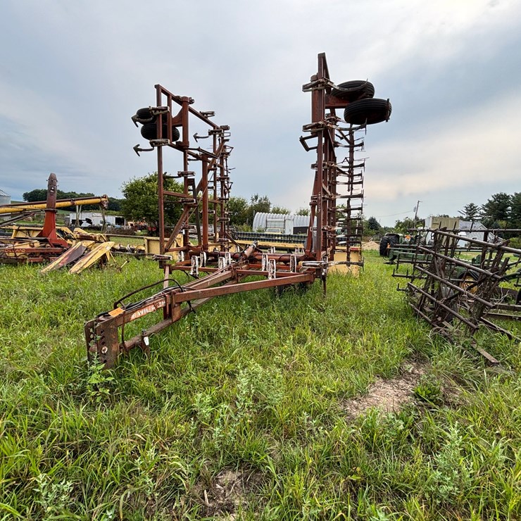#2621 • Wil-Rich 27' Field Cultivator