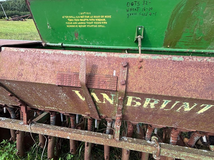 john-deere-8-image-28