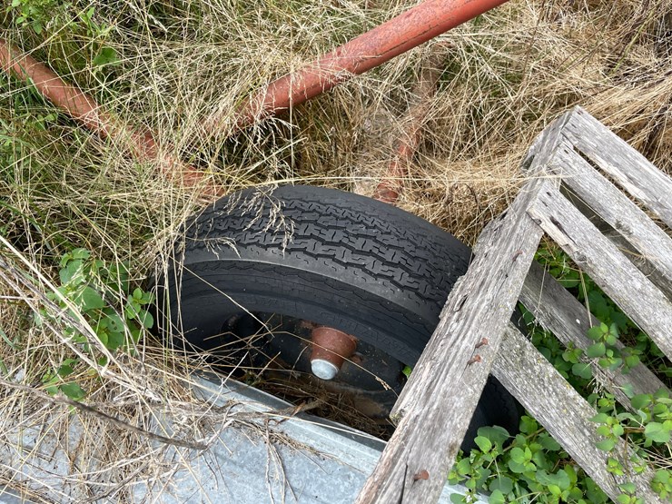#2584-•-westfield-8-x-46-grain-auger-image-8