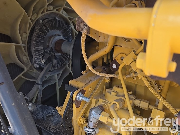 2019-deere-310sl-image-41