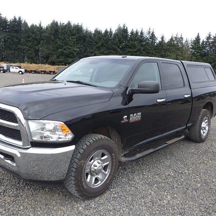 2017 DODGE 2500