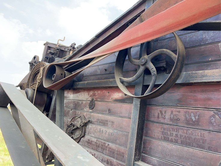 altman-taylor-threshing-machine-image-36