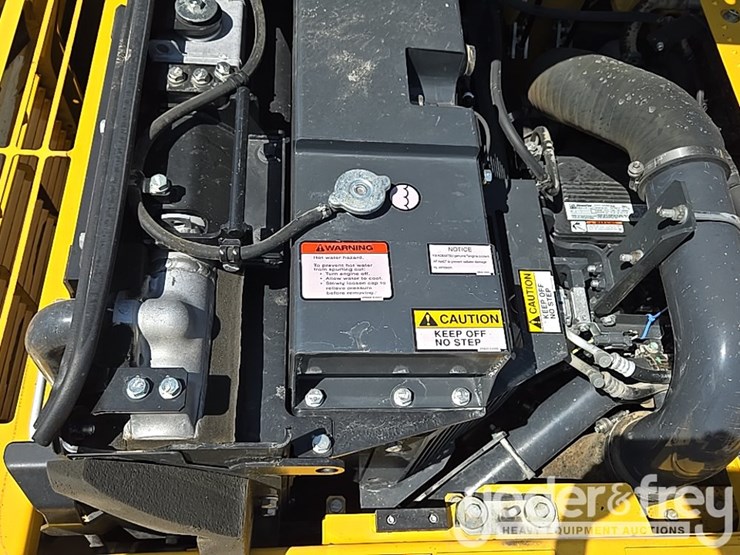 2023-komatsu-pc360-lc-11-image-56
