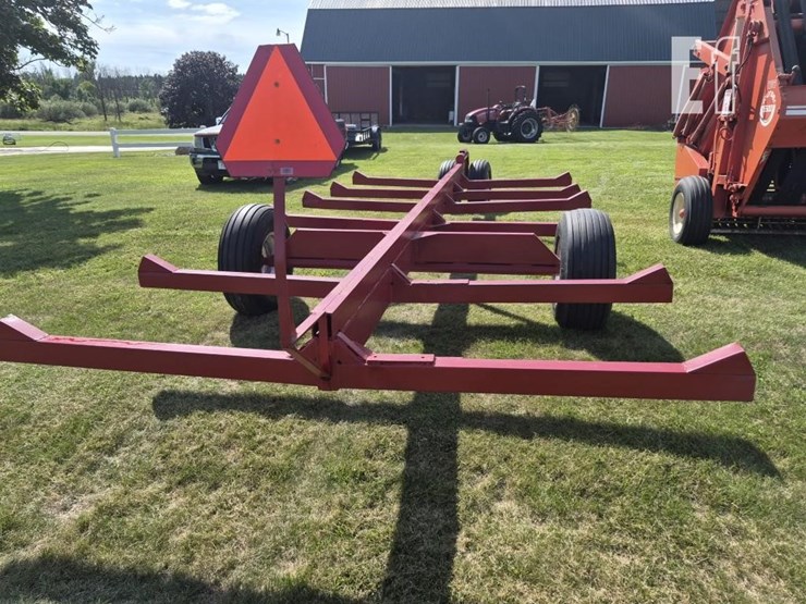 8-bale-round-bale-trailer-117-image-3