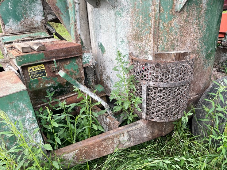 john-deere-700-image-12