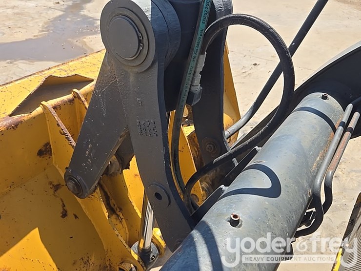 2019-deere-310sl-image-19