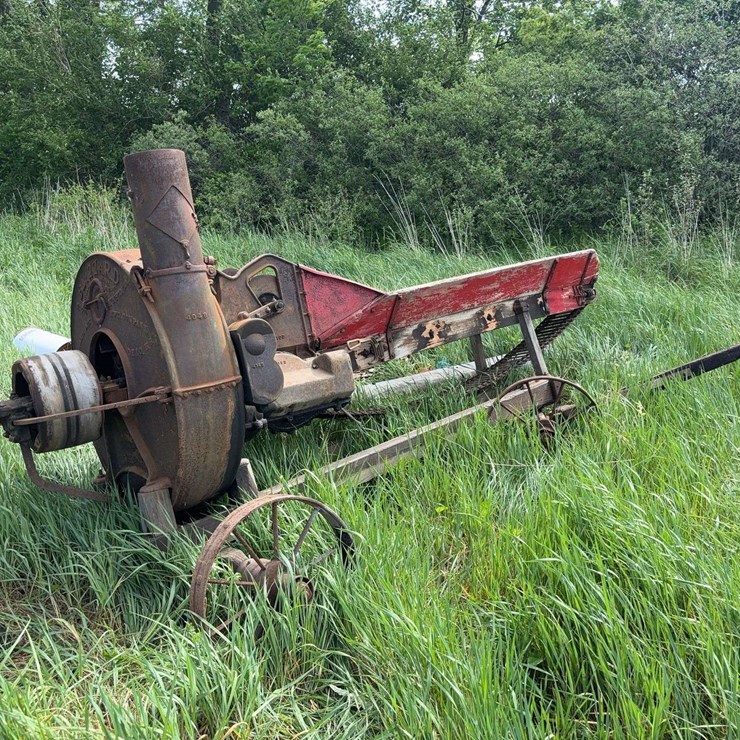 Blizzard No. 400 Ensilage Blower