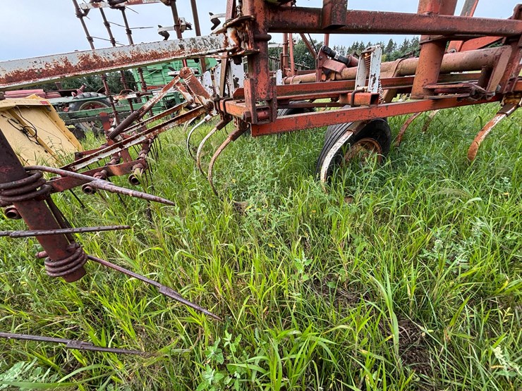 #2621-•-wil-rich-27'-field-cultivator-image-10