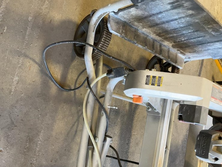 rigid-wet-tile-saw-&-dewalt-mitre-saw-image-13