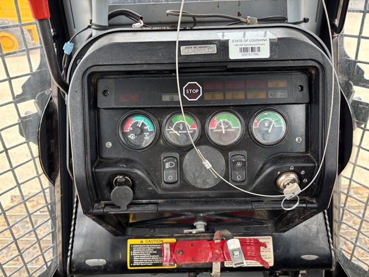 deere-650h-lgp-image-21