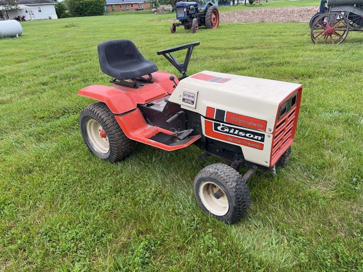 gilson-gt18he-garden-tractor-image-7