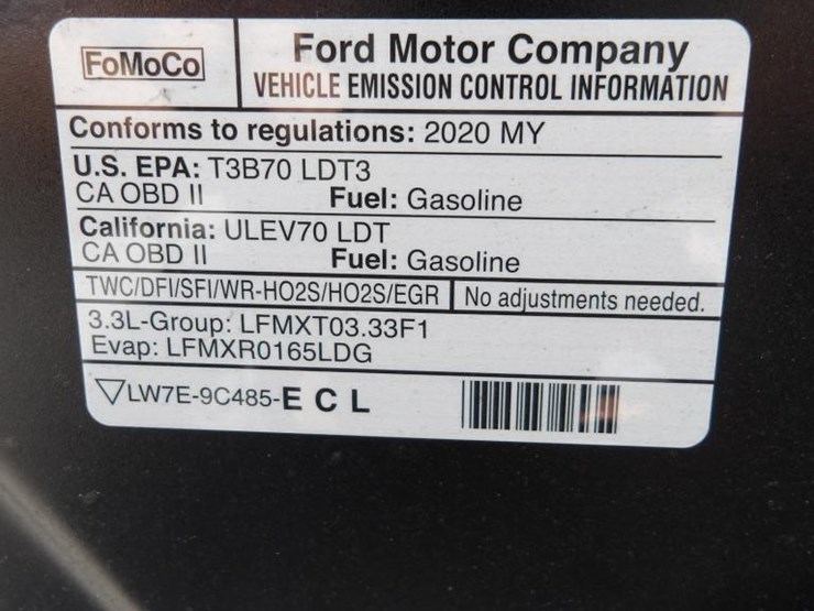 2020-ford-explorer-image-9