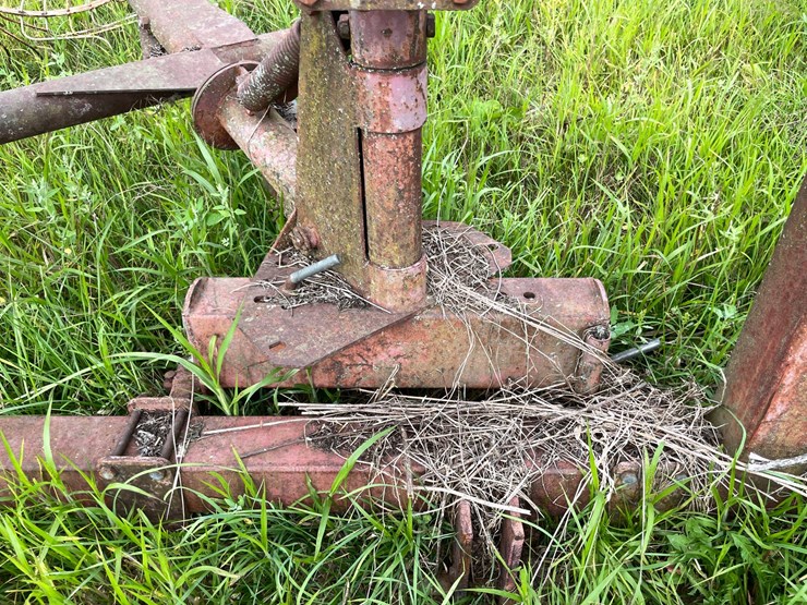 #2613-•-(10)-wheel-v-rake-image-14