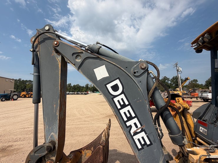 2013-deere-310sk-image-47