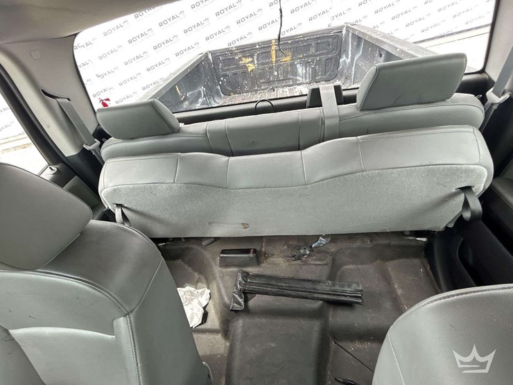 2016-chevrolet-silverado-1500-image-17