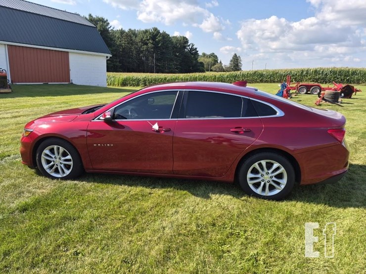 2018-chevrolet-malibu-image-8