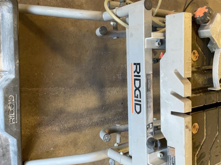 rigid-wet-tile-saw-&-dewalt-mitre-saw-image-11