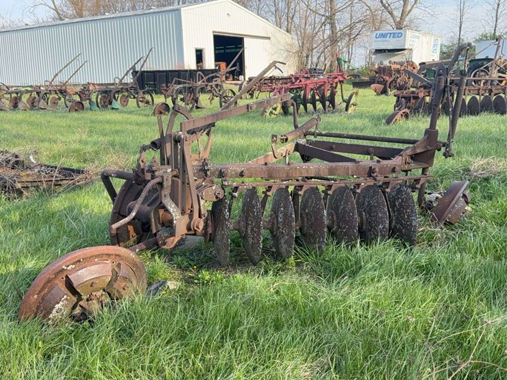 ihc-disc-plow-image-3
